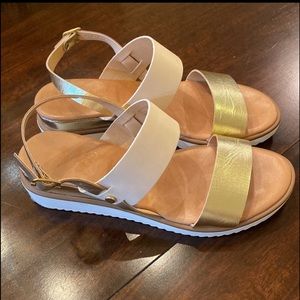 Beautiful gold and leather strappy wedge sandals size 39